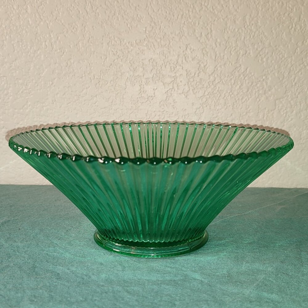 Vintage Emerald Green Ribbed Glass Bowl